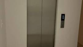 Exclusivo apartamento detrás del super mercado Nacional