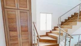 Vendo Casa de 2 niveles, Autopista de San Isidro